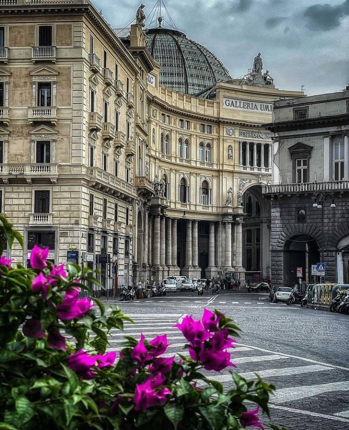 Baia di napoli