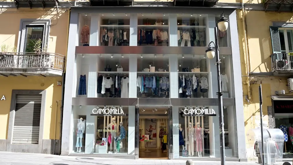 Camomilla Italia