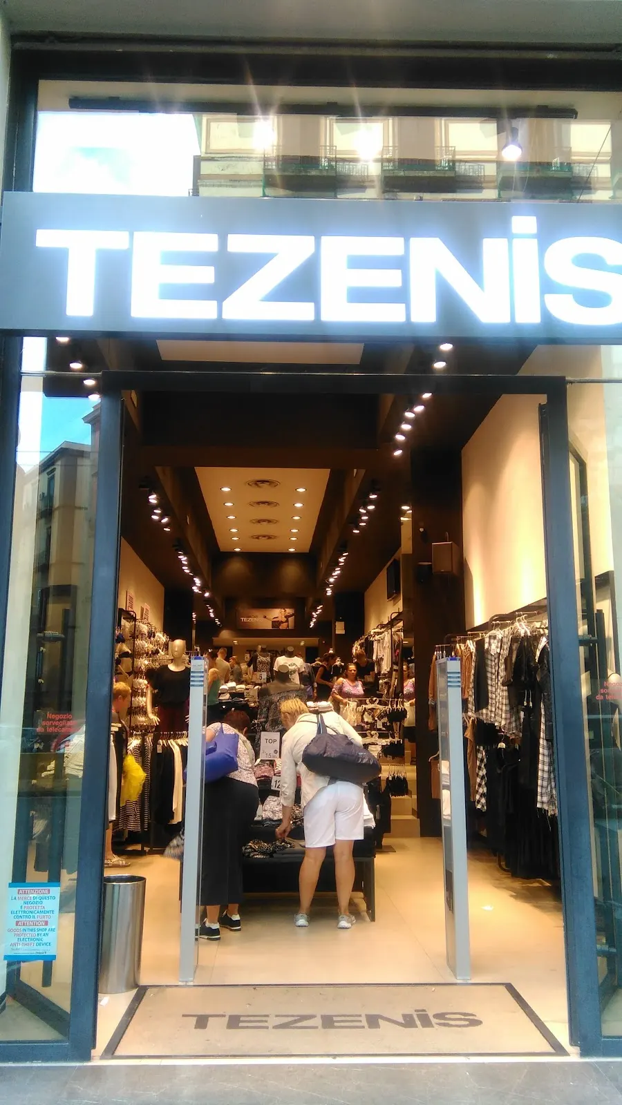 Tezenis