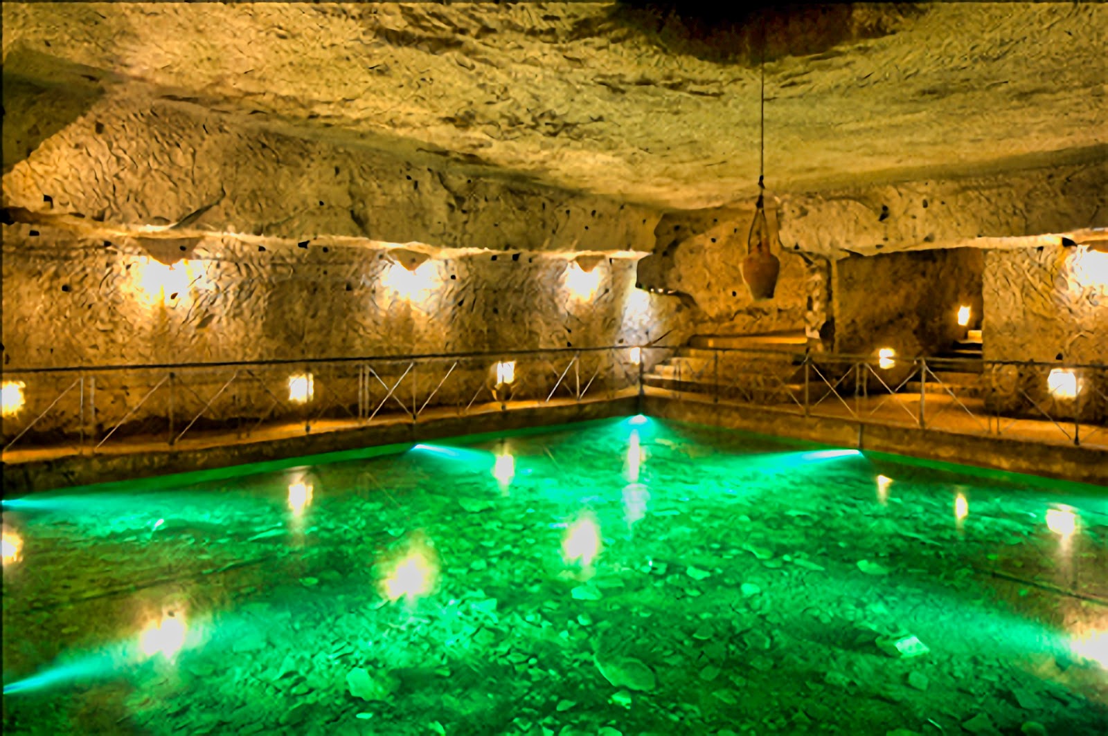 Galleria Borbonica — Chiaia