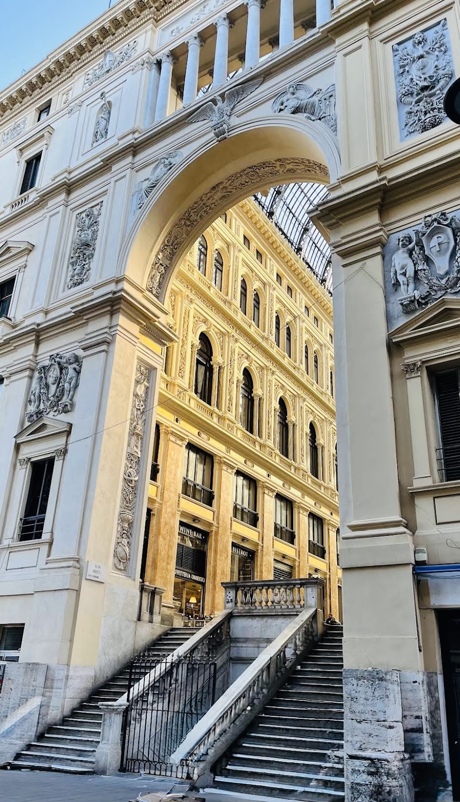 Galleria Umberto I — foto 3