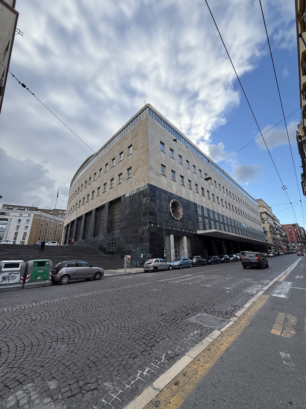 Il Palazzo delle Poste, il Novecento che entra in città — foto 2
