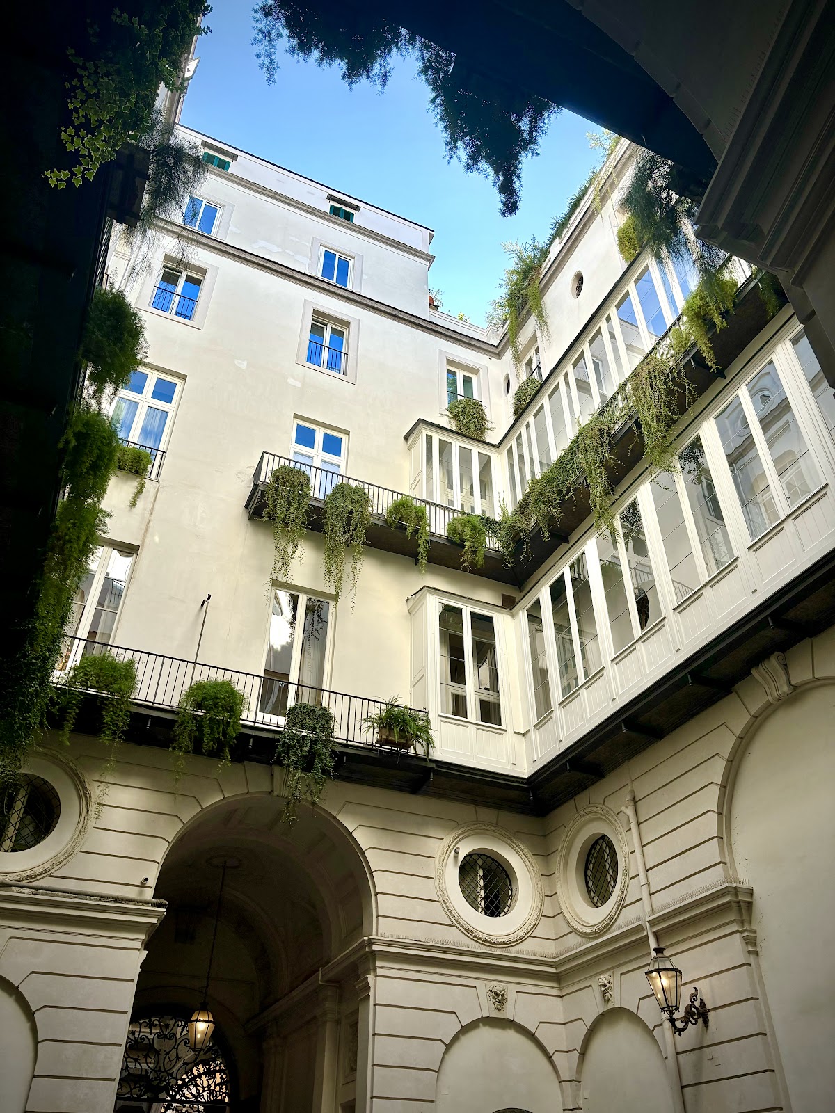 Palazzo Doria d'Angri, il balcone di Garibaldi — foto 3