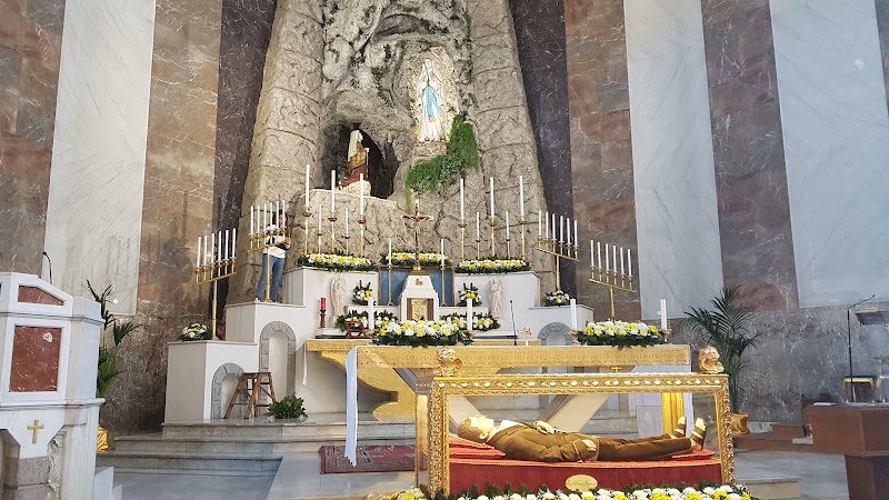 Chiesa di Nostra Signora di Lourdes