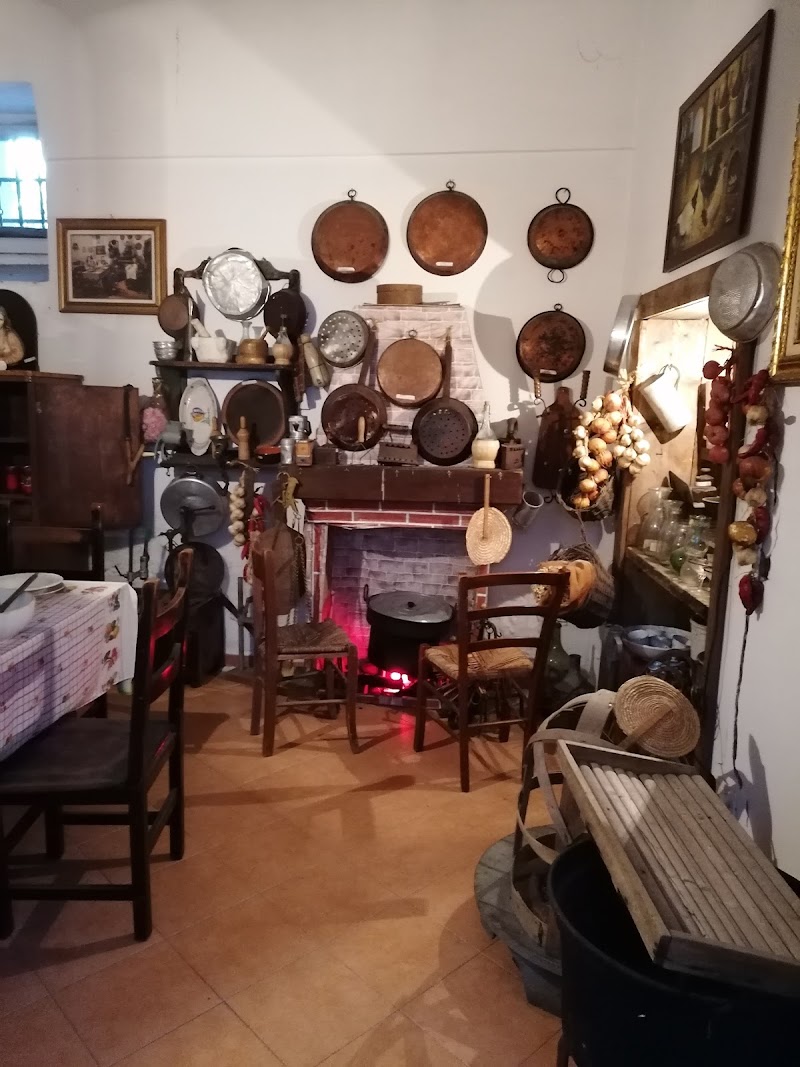Museo laboratorio della civiltà contadina "Masseria Luce"