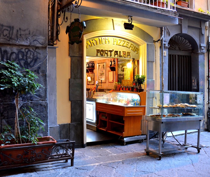 Antica Pizzeria Port'Alba