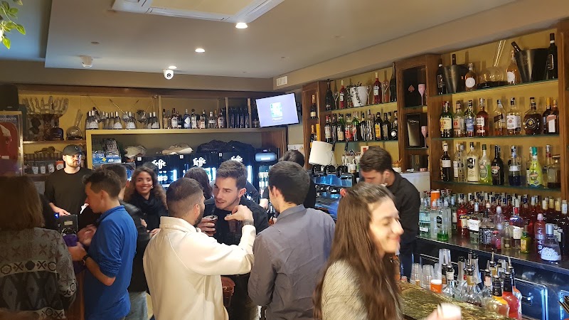 Bar Cafe Music