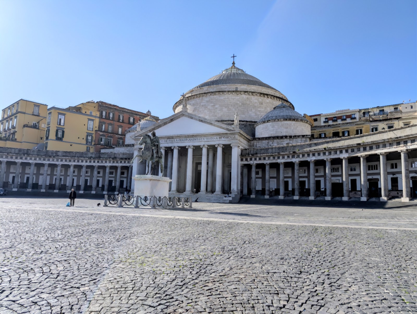 Where to stay in Naples