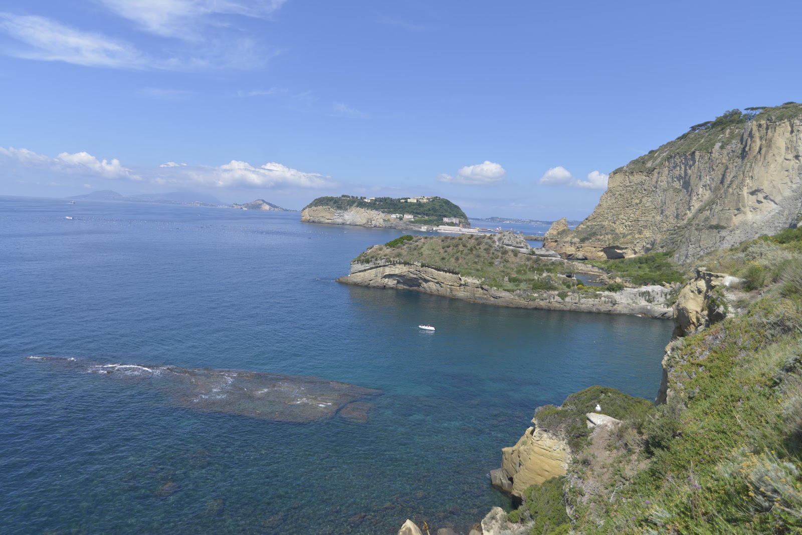 Baia di Trentaremi — Posillipo, Parco Sommerso della Gaiola