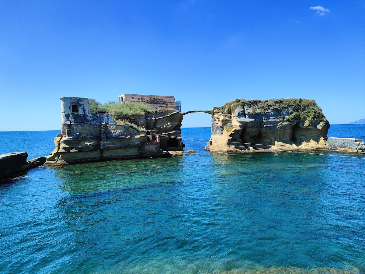 Gaiola Beach — Posillipo, Parco Sommerso della Gaiola